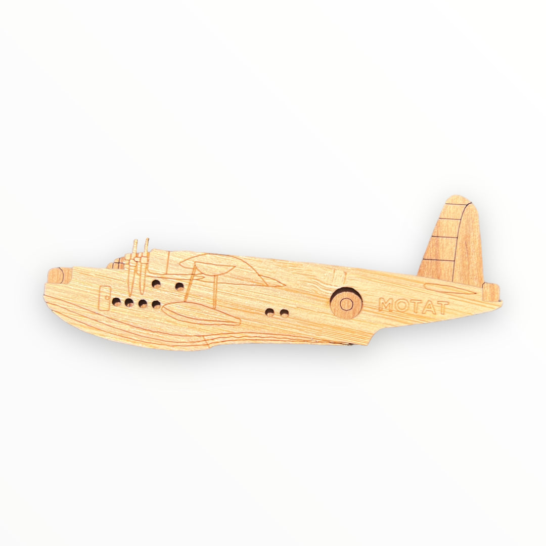Wooden Short S25 Sunderland Magnet